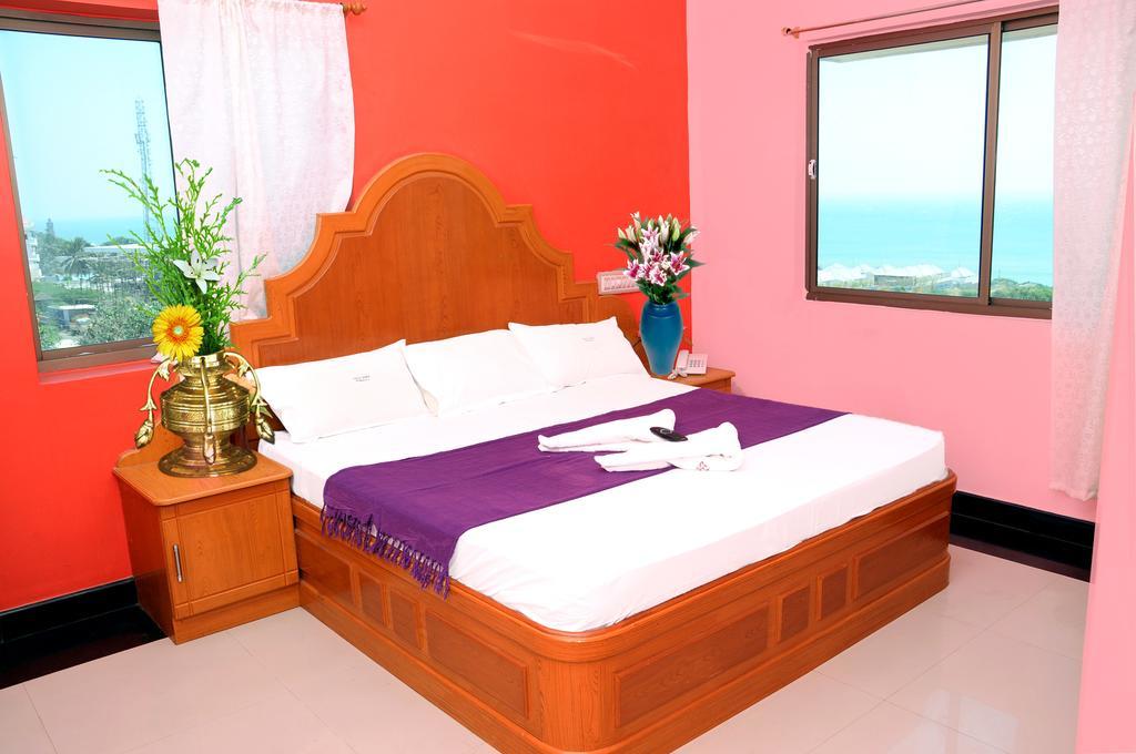 Seasun Residency Hotel Канякумари Стая снимка